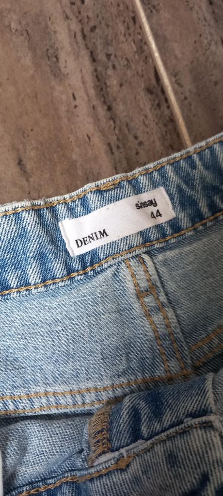 Rifle mom fit, sinsay,44