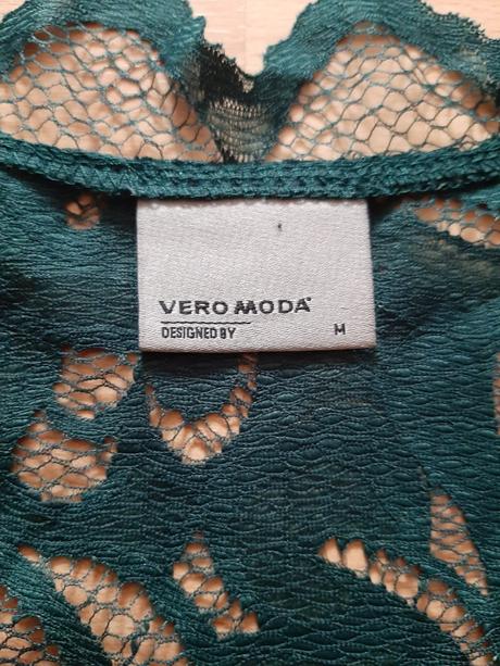 Tmavozelený čipkovaný top, vero moda,m