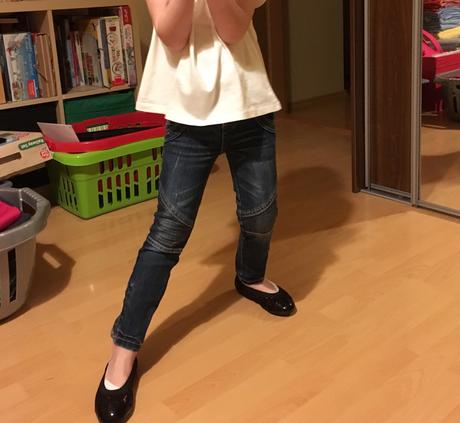 Dievcenske skinny rifle, 104