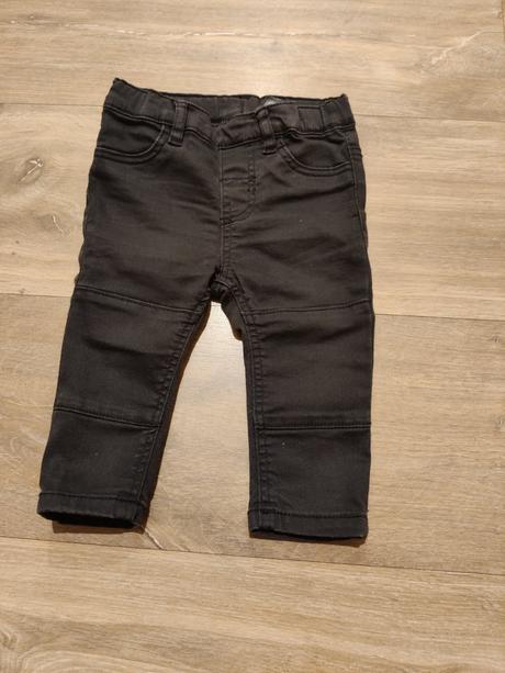 Slim fit čierne rifle, h&m,74