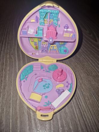 Polly pocket strollin baby, 