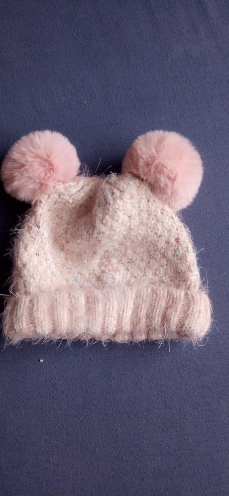 Čiapka s 2 bombrlcami, f&f,128