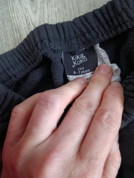 5x tepláky -122, 122