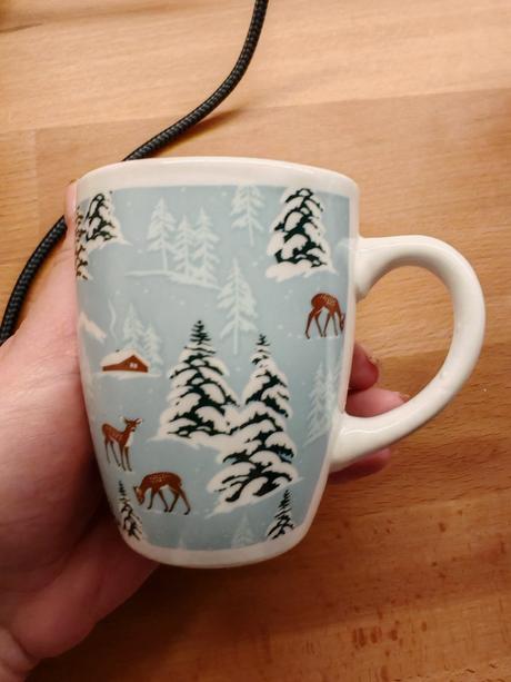 Hrnček detský, menší ako býva klasický hrncek, 