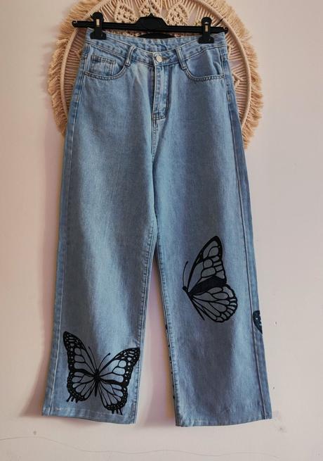 Široké džínsy, s