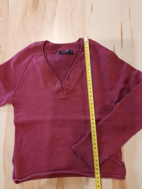 Fialový svetrík, 92