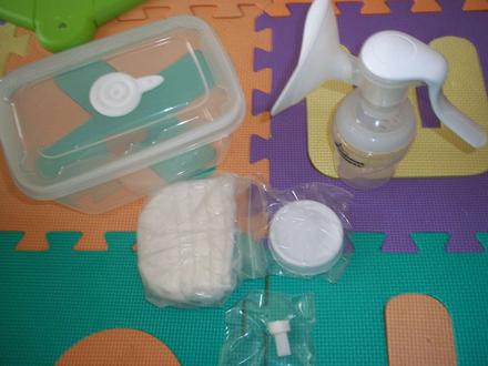 Odsavacka mlieka tommee tippee-cena s postou, 