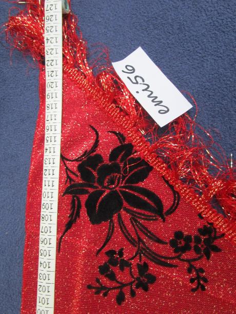 Trojuholníková šatka 2456, 98