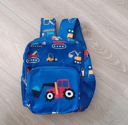 Ruksak batoh motív traktor bager s prsnym popruhom,