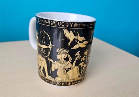 Štýlový hrnček s egyptským motívom, 