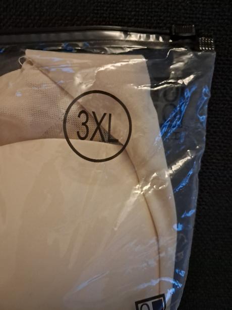 Bezšvová push up podprsenka, 95b