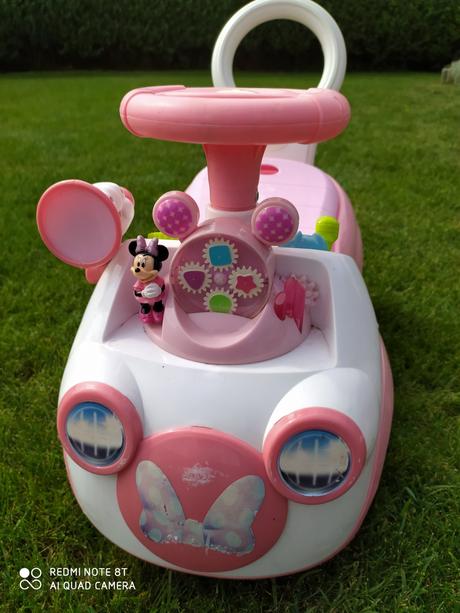 Minnie autíčko so zvukmi,