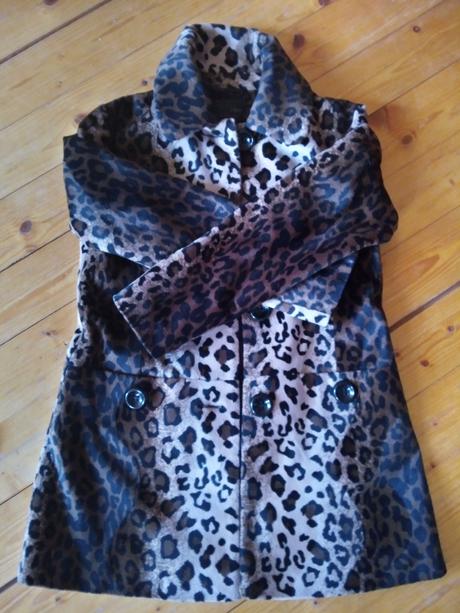 Jarný kabát, next,152