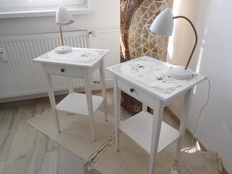 Príručný stolík / nočný -2x, drevený, 