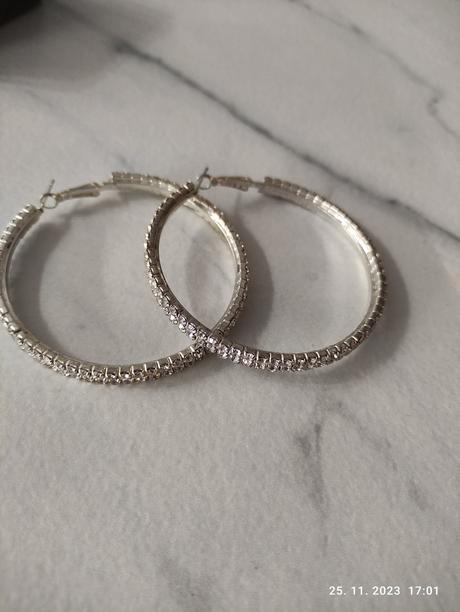 Kruhové náušnice,