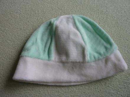 Čiapka velúrová, 56