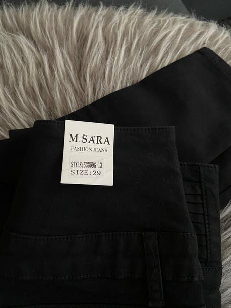 Džínsy s vysokým pásom, l