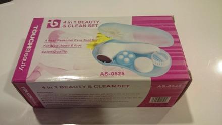 Kozmetický set- na čistenie, peeling a masáže,