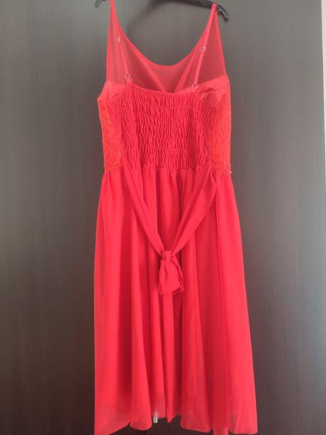 Spoločenské šaty, 