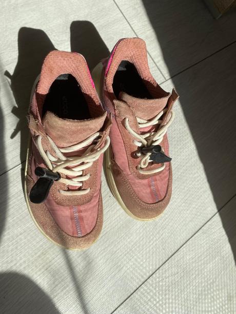 Topanky vhodne aj do dazda, ecco,27