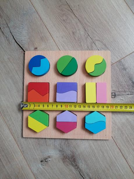 Vkladačka, tvary, farby, 