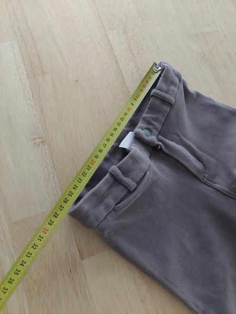 Hrubšie športové nohavice, decathlon,146