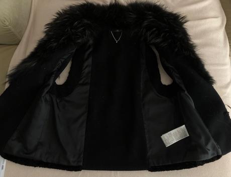 Liu jo prírodná kozusina, liu jo,158