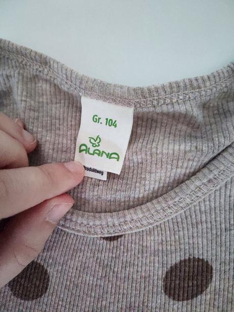 Rebrovaná tunika alana, 104