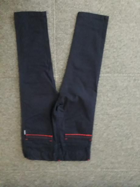 Frajerske nohavice aj na oslavu, 104