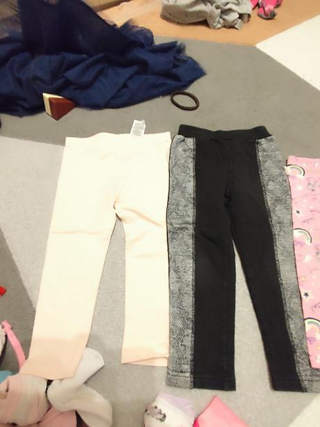 Balík oblečenia, 86–98