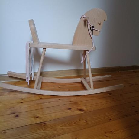 Drevený hojdací koník, 