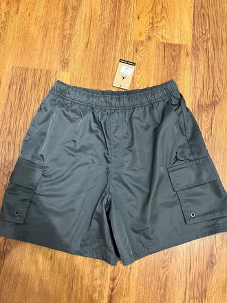 Nike kratase, nike,l