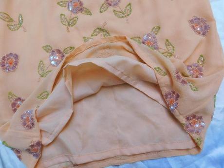 Velmi pekne saty, 40