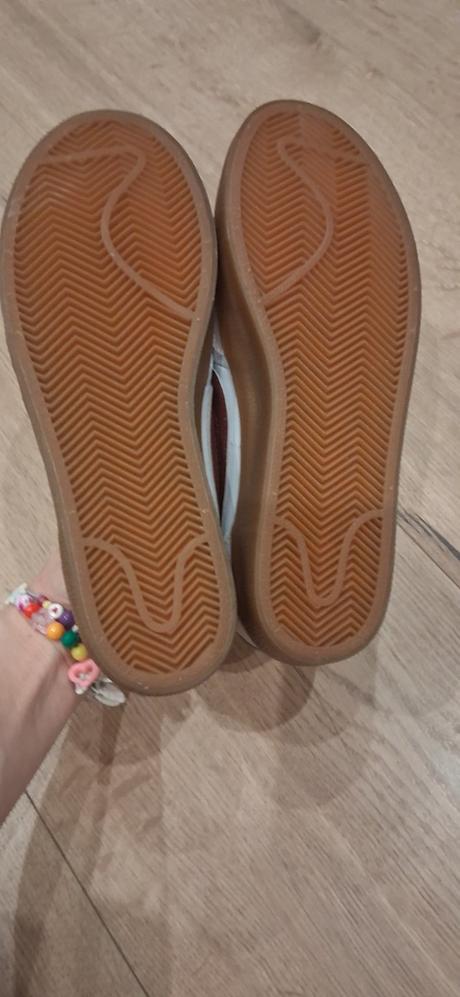 Tenisky 35.5 velk., nike,35