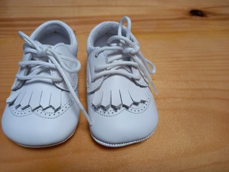 Kožené biele capačky v.16, <17