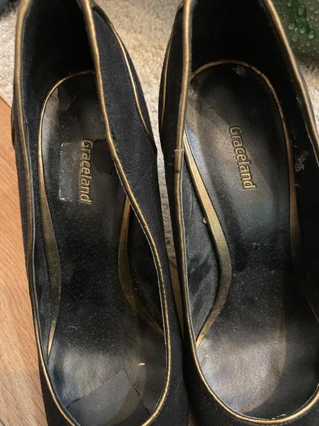 Cierne lodicky, graceland,41