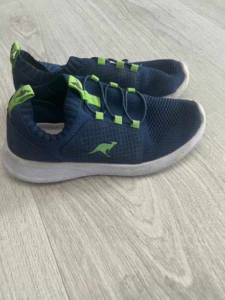 Tenisky, kangaroos,32