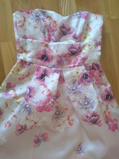 Romantické šaty, 36