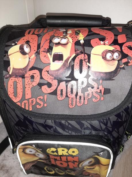 Školská taška minion, 