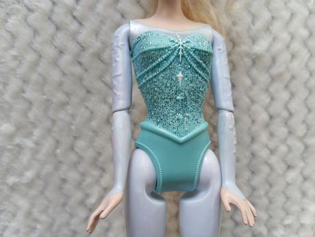 Barbie mattel elsa na korčuliach, 