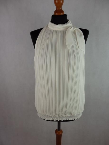 Spoločenský plisovaný top, 44