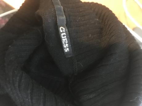 Rolak upletovy s kamienkami , zn. guess, guess,xs