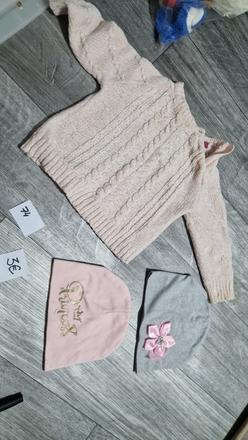 Svetrík + čiapky 6-9m, ergee,74