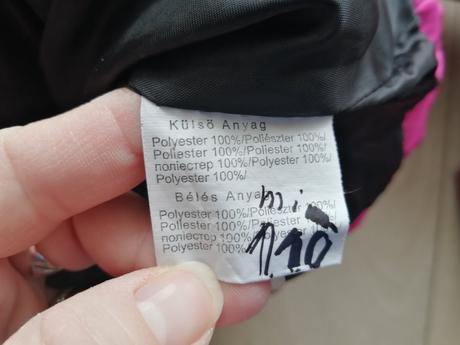 Bunda s odnímateľnou kapucňou, 110