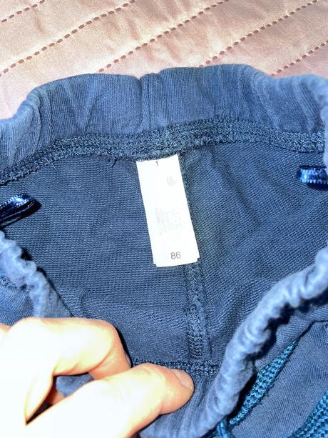 Kraťasy 86, baby club,86