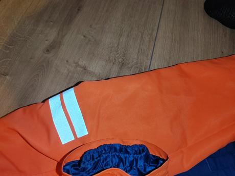 Prechodná bunda, 140