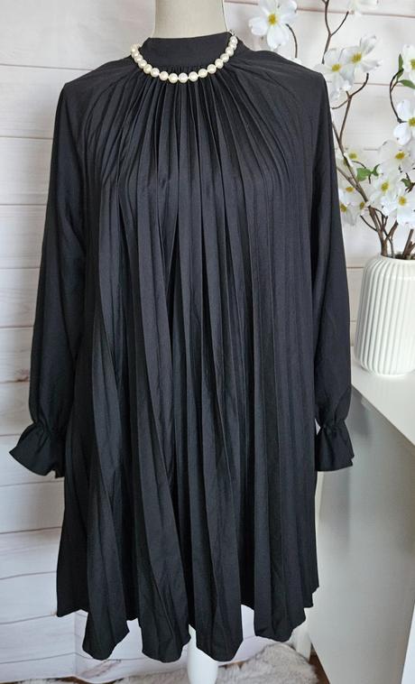 Krásne šaty luzabelle, m