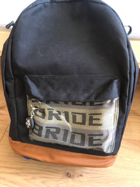 Ruksak takata modre pasy, 