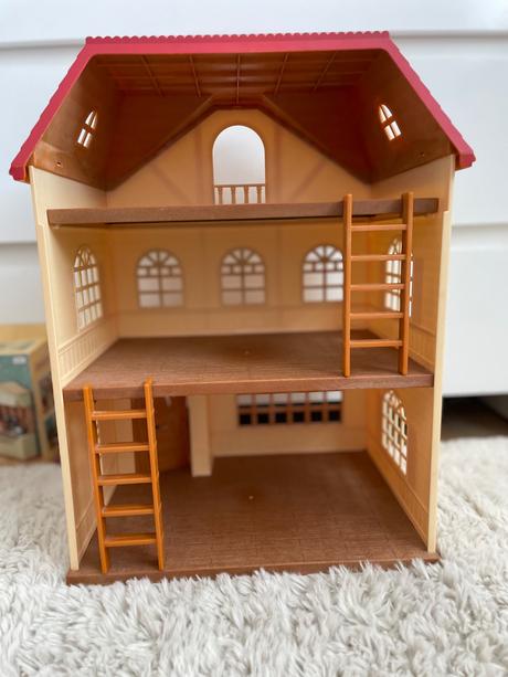 Sylvanian families dom, zvieratká aj príslušenstvo,