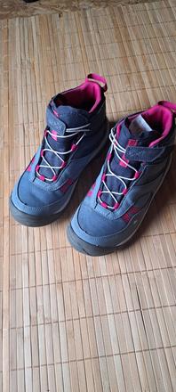 Turistické tenisky, quechua,33